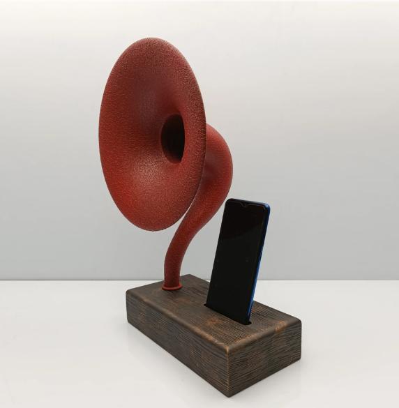 Red Metal Head Acoustic Gramophone